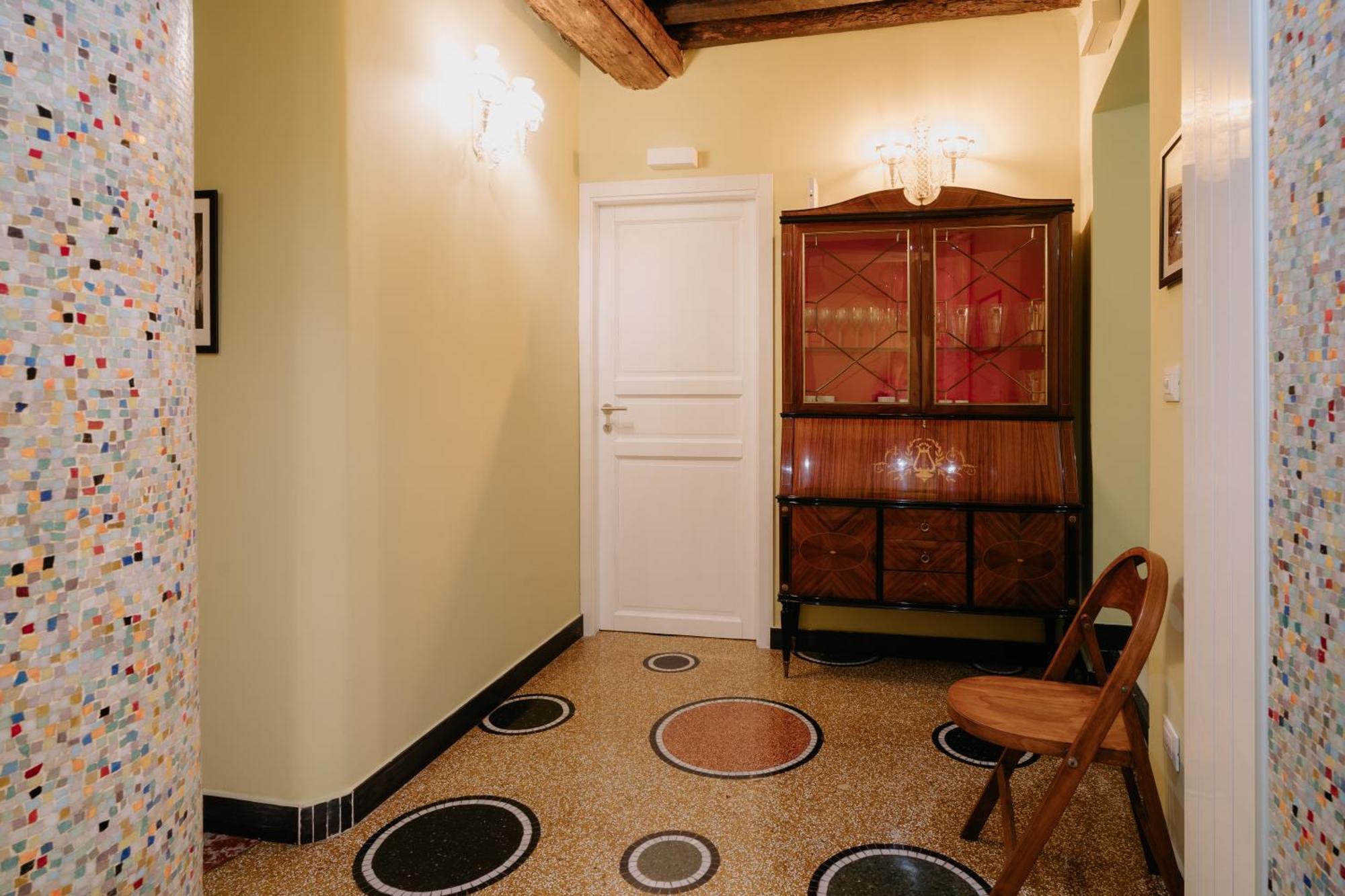 Hostel Le Stanze Del Piccadilly Genua Exterior foto